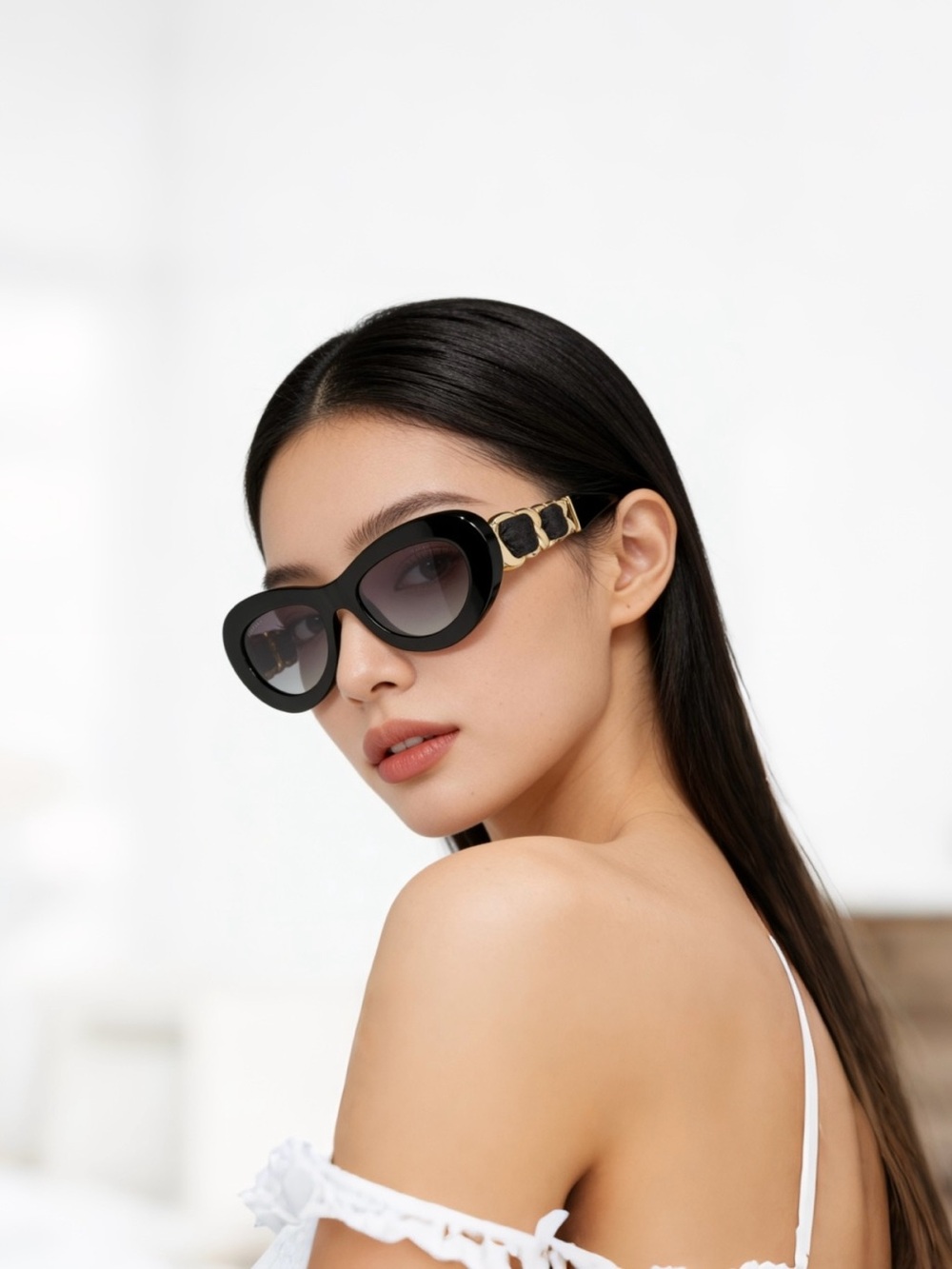 Auth CHANEL Women's Oval Polarized Sunglasses
